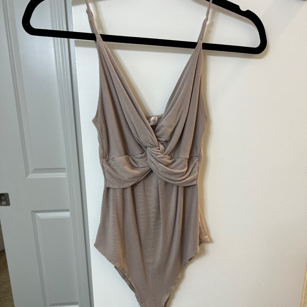 Vestique Body Suit